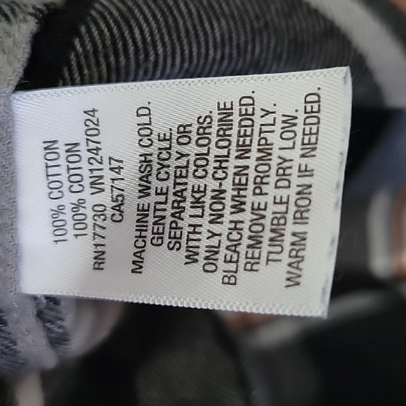 Mossimo Supply Co | Flannel Button Down - Picture 6 of 7